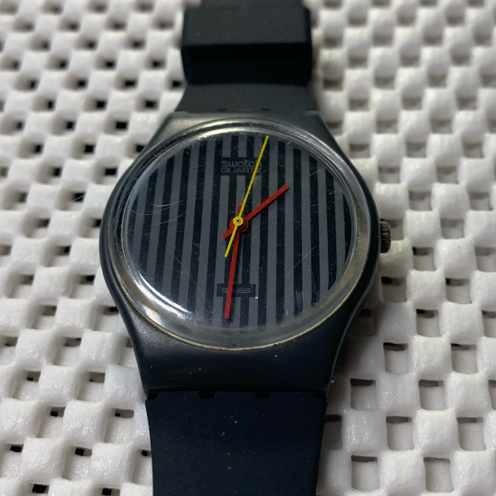 Swatch Watch - GA102 - PINSTRIPE - Picture 9 of 9